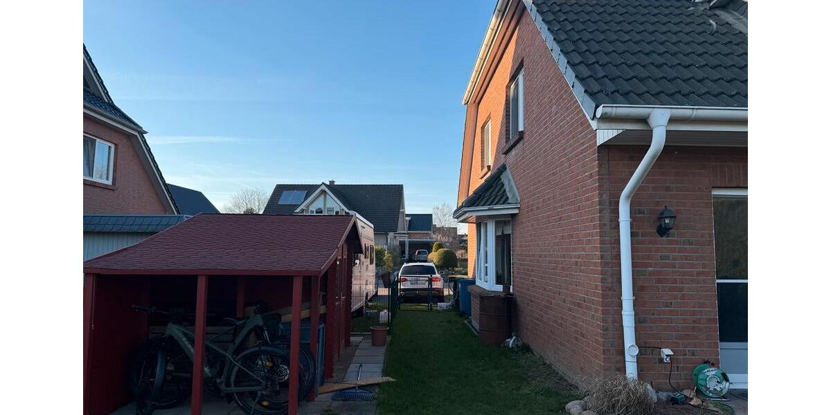 Doppelhaushälfte Norderstedt Glashütte - 4 Zimmer, 105 m&sup2;, 1.750&euro; | Angebot:25942157