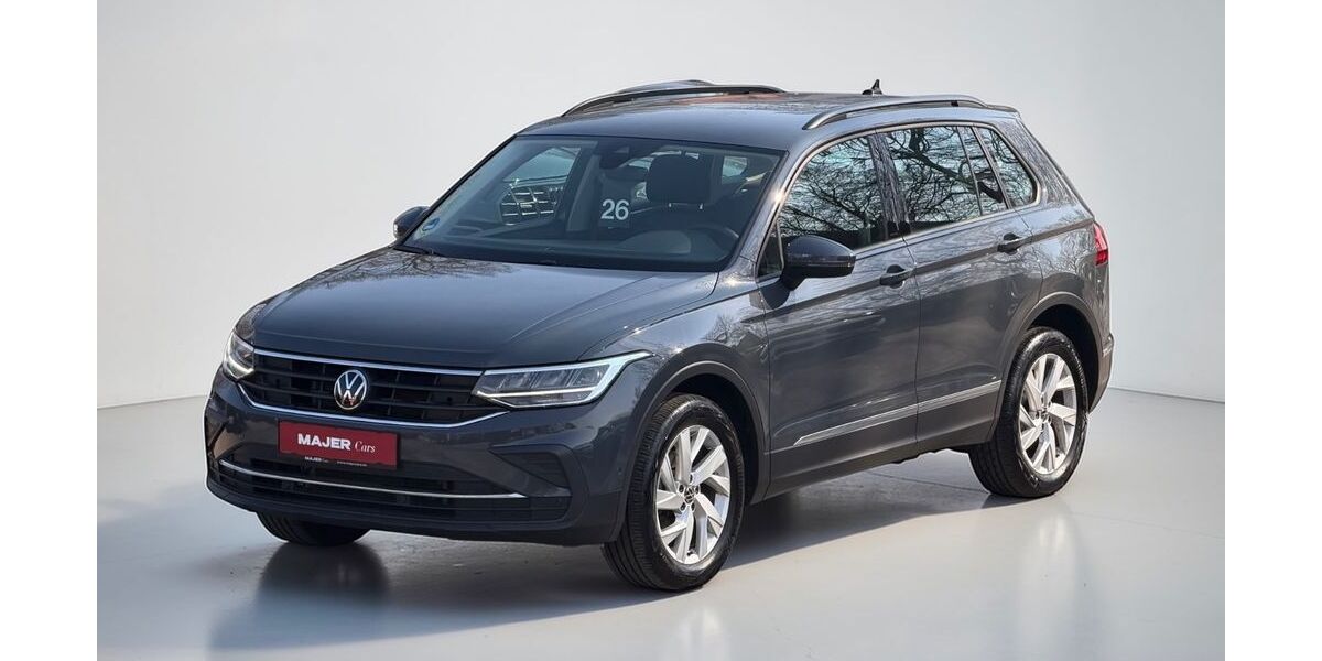 VW Tiguan 105.108 km 25.900 &euro; Hamburg 22043