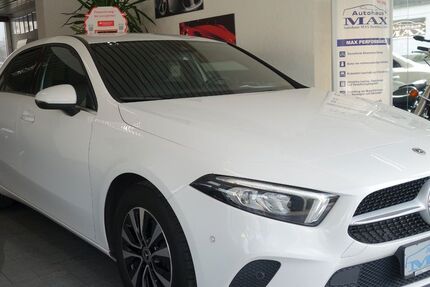 Mercedes-Benz A 180 86.000 km 22.999 &euro; Hamburg 22143