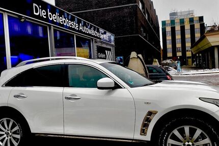 INFINITI FX 170.000 km 12.999 &euro; Hamburg 20535