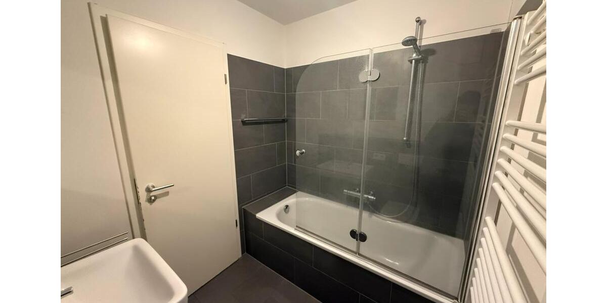 Etagenwohnung Hamburg Ottensen - 3 Zimmer, 93 m&sup2;, 1.729&euro; | Angebot:25854849