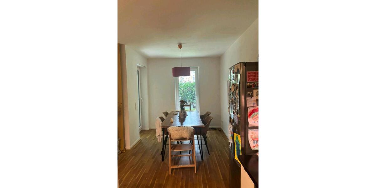 Etagenwohnung Hamburg Altona-Nord - 3 Zimmer, 80 m&sup2;, 1.600&euro; | Angebot:25450677