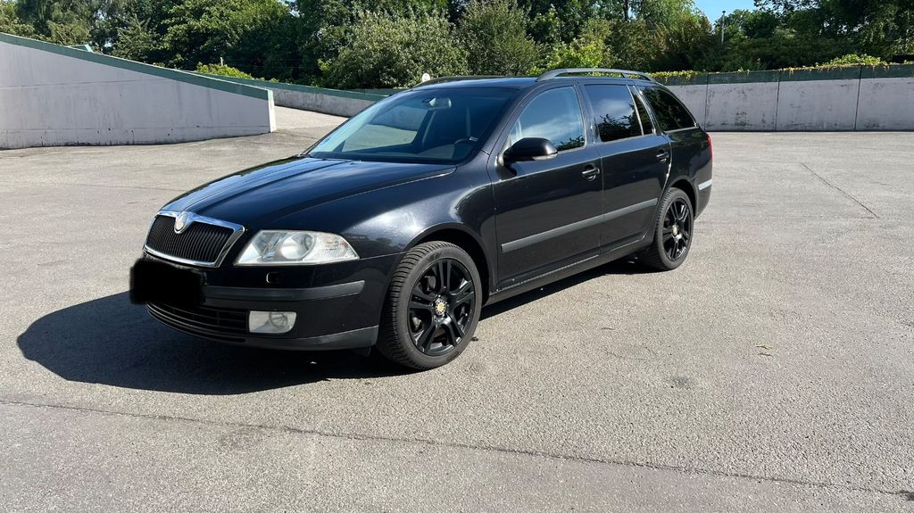 Skoda Octavia 249.956 km 4.199 &euro; Hamburg 20249