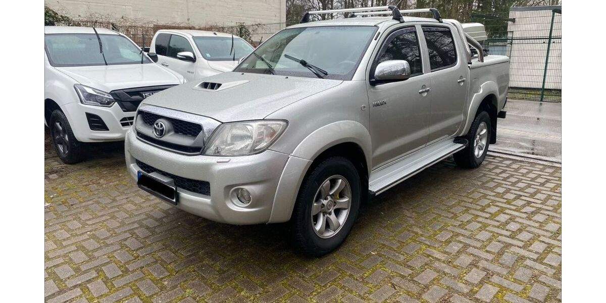 Toyota Hilux 223.134 km 13.200 &euro; Hamburg 20535