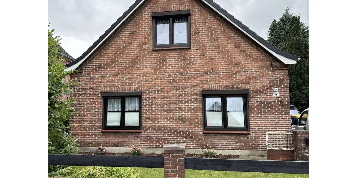 Einfamilienhaus Uetersen - 10 Zimmer, 180 m&sup2;, 420.000&euro; | Angebot:23864200