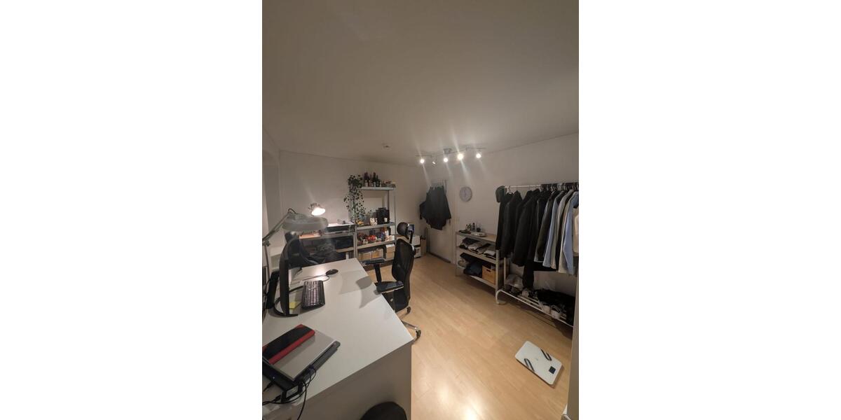 Dachgeschoßwohnung Hamburg Harburg - 1 Zimmer, 16 m&sup2;, 670&euro; | Angebot:25539345