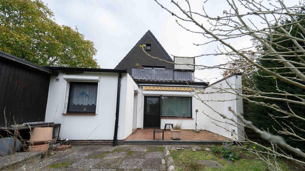 Einfamilienhaus Uetersen - 5 Zimmer, 150 m&sup2;, 349.000&euro; | Angebot:25697874