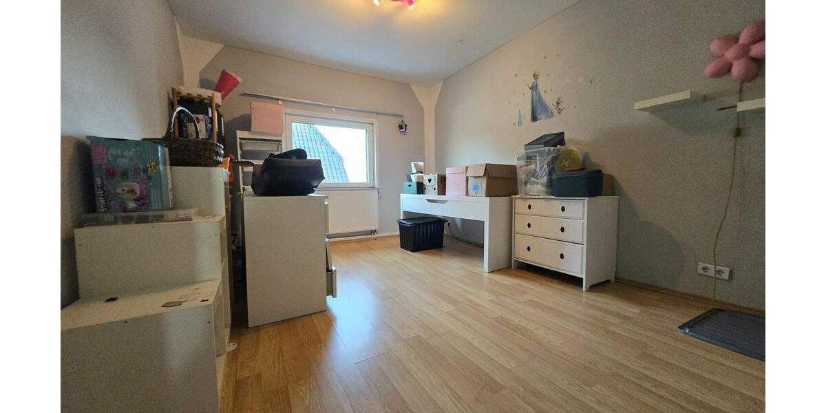 Terrassenwohnung Nahe - 6 Zimmer, 170 m&sup2;, 380.000&euro; | Angebot:25682405