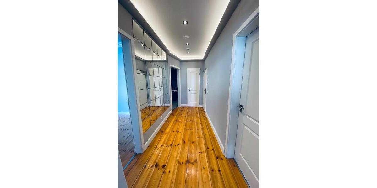 Etagenwohnung Hamburg Altstadt - 2 Zimmer, 75 m&sup2;, 1.850&euro; | Angebot:25924424