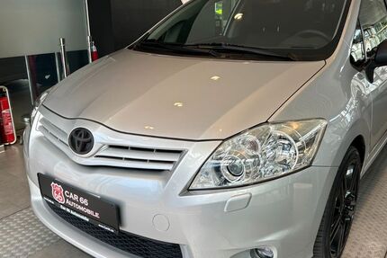 Toyota Auris 73.500 km 8.990 &euro; Hamburg 22547