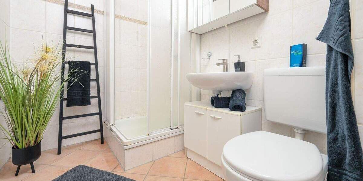 Etagenwohnung Rellingen - 2 Zimmer, 65 m&sup2;, 179.000&euro; | Angebot:25734084