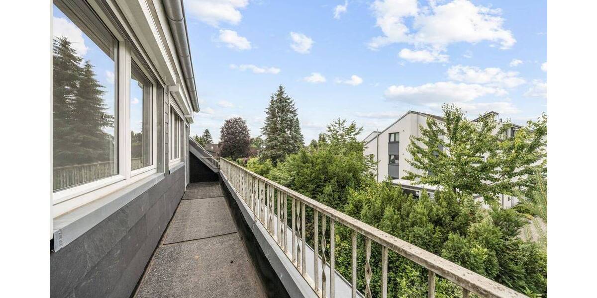 Mehrfamilienhaus, Wohnhaus Hamburg / Meiendorf Rahlstedt - 8 Zimmer, 220 m&sup2;, 780.000&euro; | Angebot:25667884