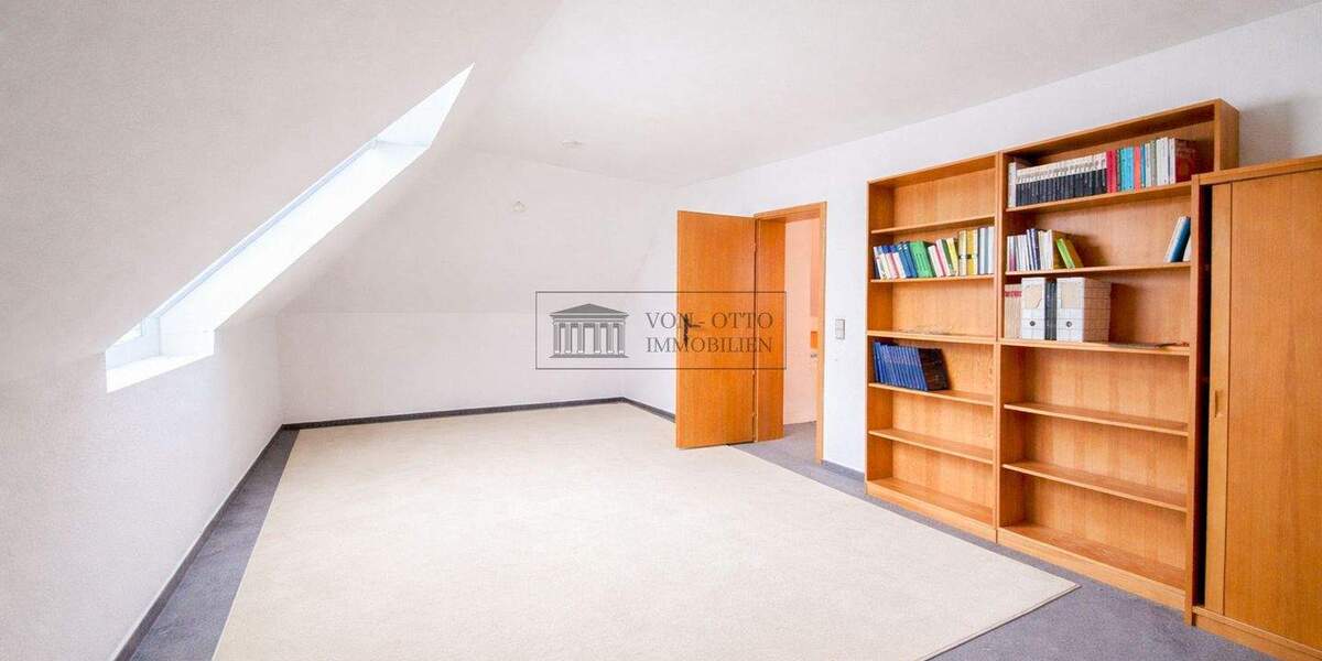 Mehrfamilienhaus, Wohnhaus Hamburg Wohldorf-Ohlstedt - 7 Zimmer, 220 m&sup2;, 999.999&euro; | Angebot:25692409