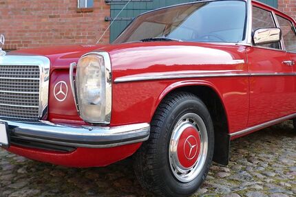 Mercedes-Benz 200 109.835 km 19.500 &euro; Hamburg 22047