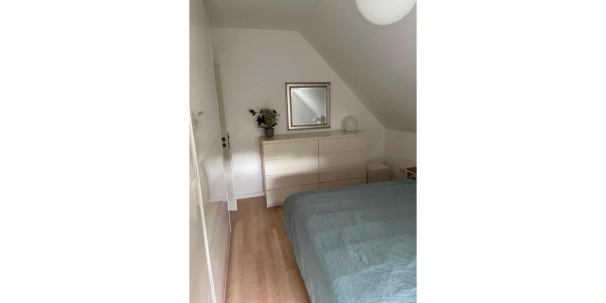 Dachgeschoßwohnung Pinneberg - 2 Zimmer, 72 m&sup2;, 274.500&euro; | Angebot:27163158