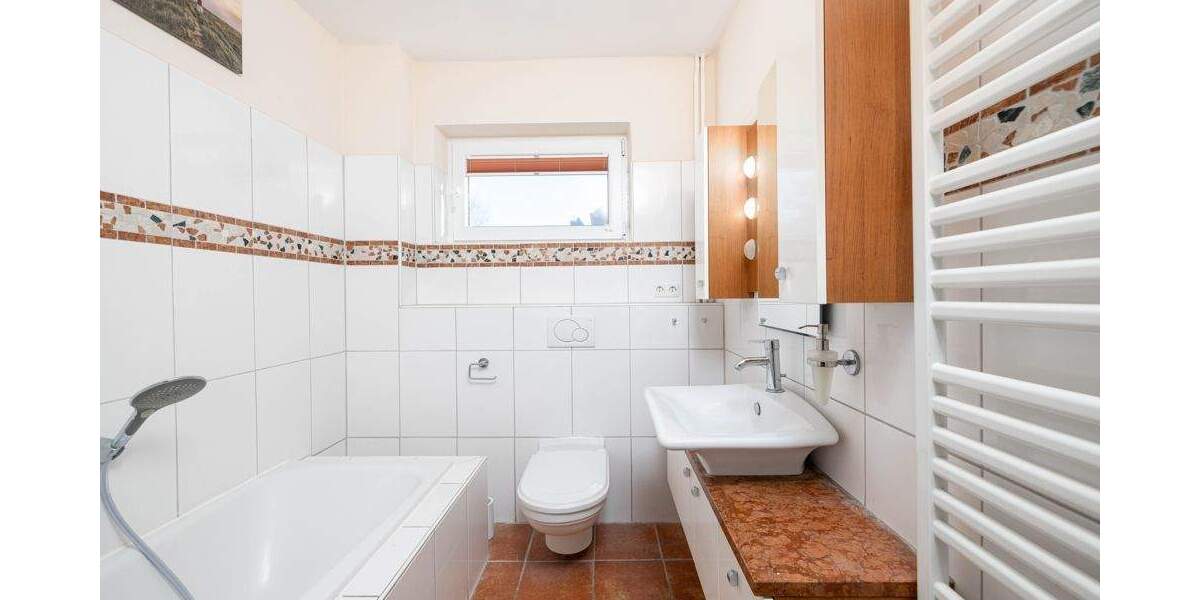 Einfamilienhaus Hamburg Poppenbüttel - 6 Zimmer, 127 m&sup2;, 649.000&euro; | Angebot:25675090