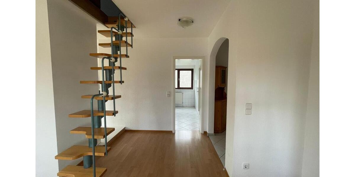 Dachgeschoßwohnung Hamburg Eppendorf - 4 Zimmer, 103 m&sup2;, 1.850&euro; | Angebot:25176633