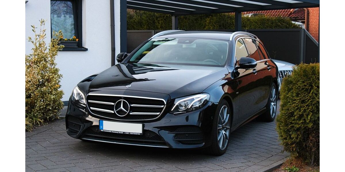 Mercedes-Benz E 220 122.963 km 29.999 &euro; Elmshorn 25337