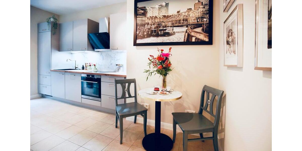 Erdgeschoßwohnung Hamburg Winterhude - 3 Zimmer, 84 m&sup2;, 2.200&euro; | Angebot:24418209