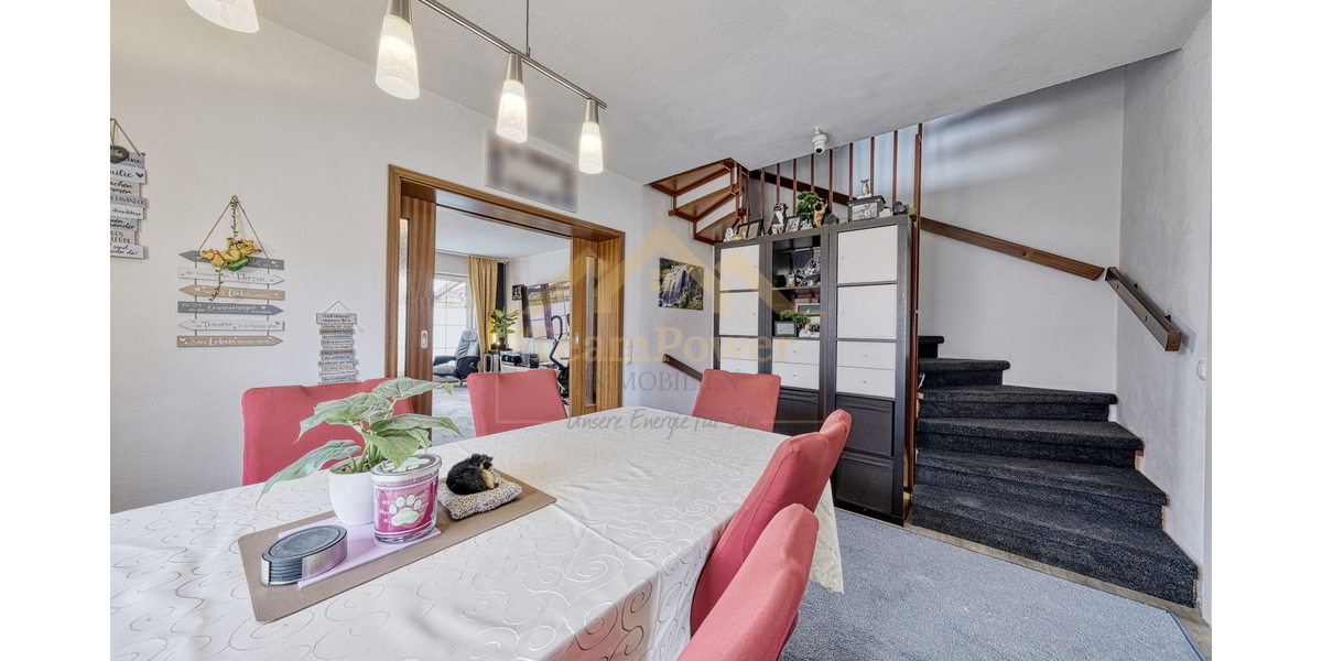 Ruhig gelegen, liebevoll modernisiert und bestens angebunden! - Reihenendhaus Uetersen | Angebot:25919185