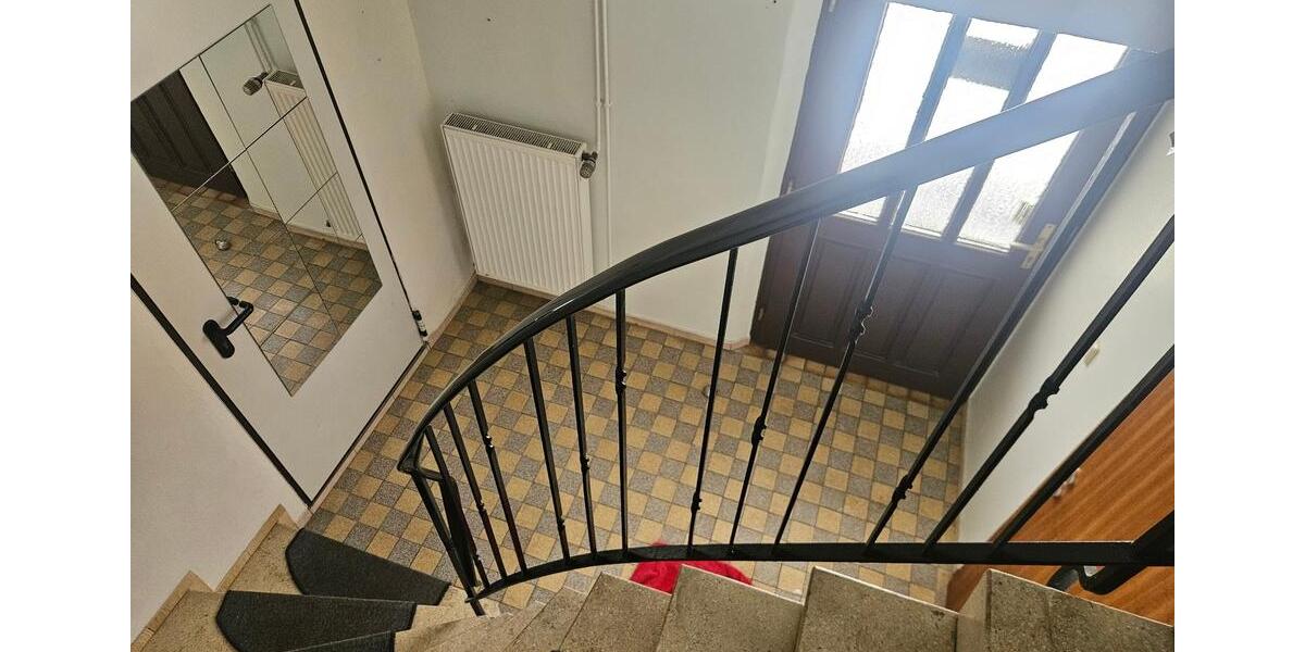 Etagenwohnung Stapelfeld - 3 Zimmer, 82 m&sup2;, 990&euro; | Angebot:25119427