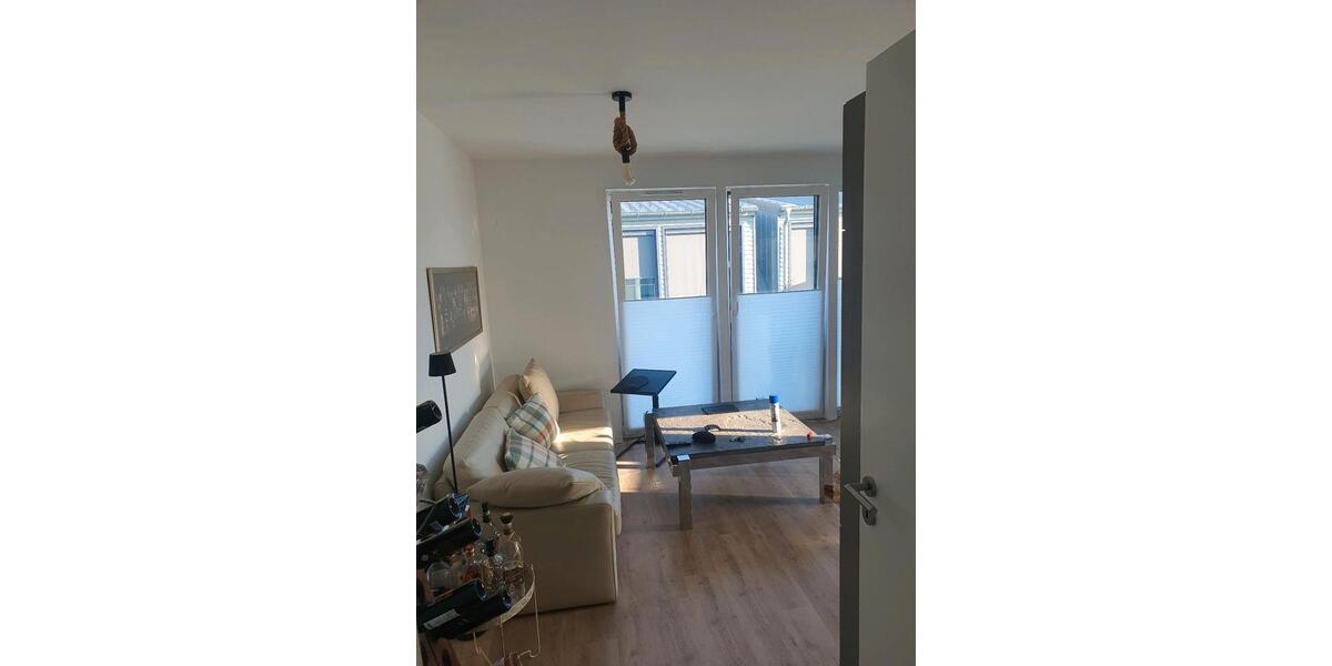 Dachgeschoßwohnung Kummerfeld - 2 Zimmer, 41 m&sup2;, 914&euro; | Angebot:25974167