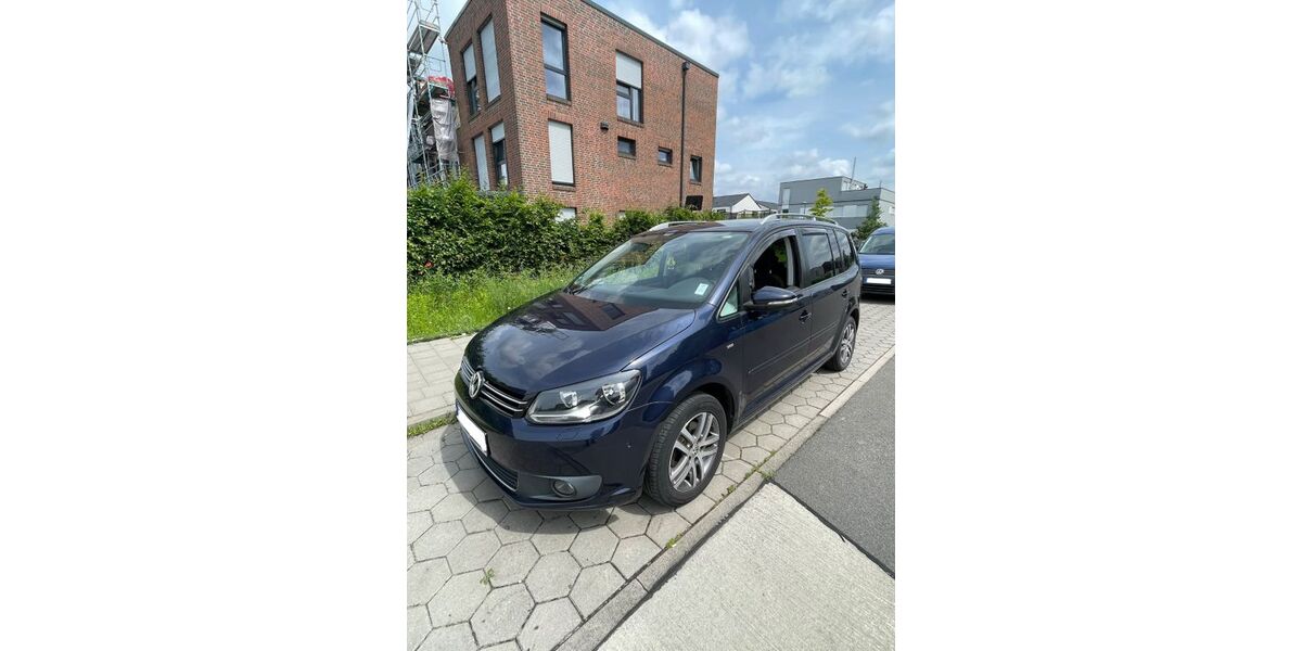 VW Touran 195.000 km 7.900 &euro; Hamburg 21147
