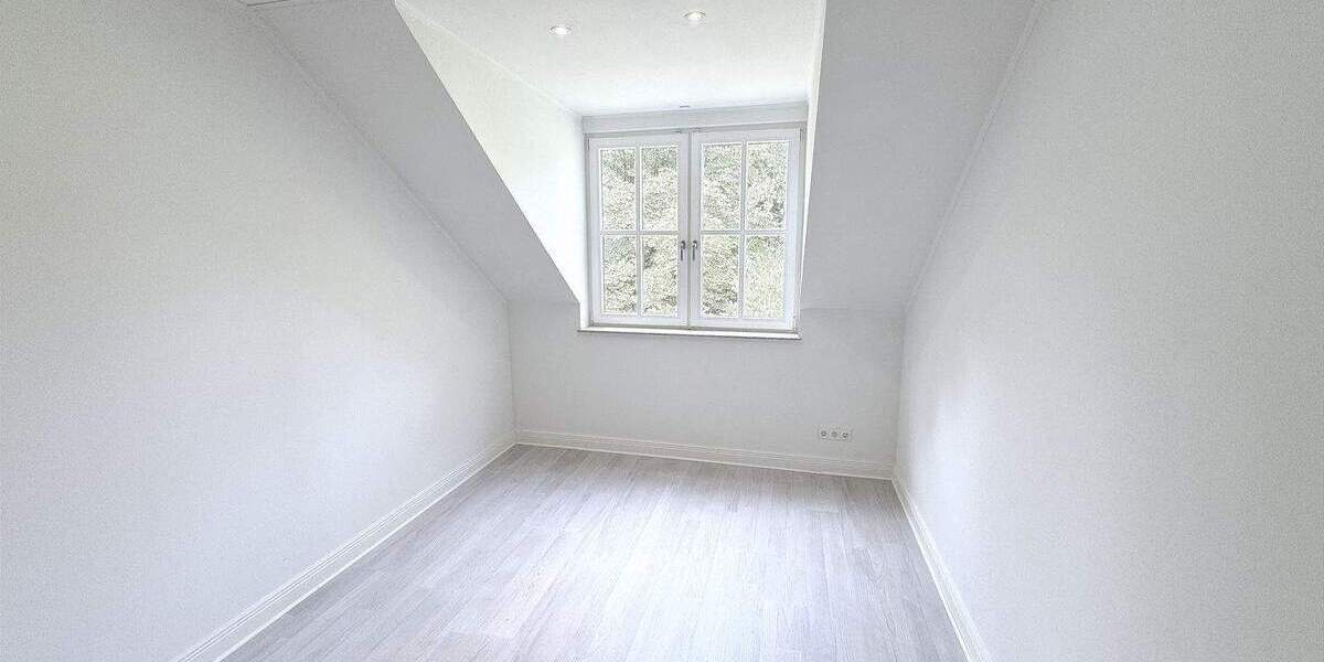 Reihenendhaus Hamburg Rissen - 7 Zimmer, 200 m&sup2;, 870.000&euro; | Angebot:25696594