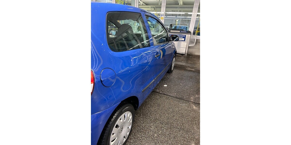 VW Fox 128.000 km 2.100 &euro; Hamburg 20038