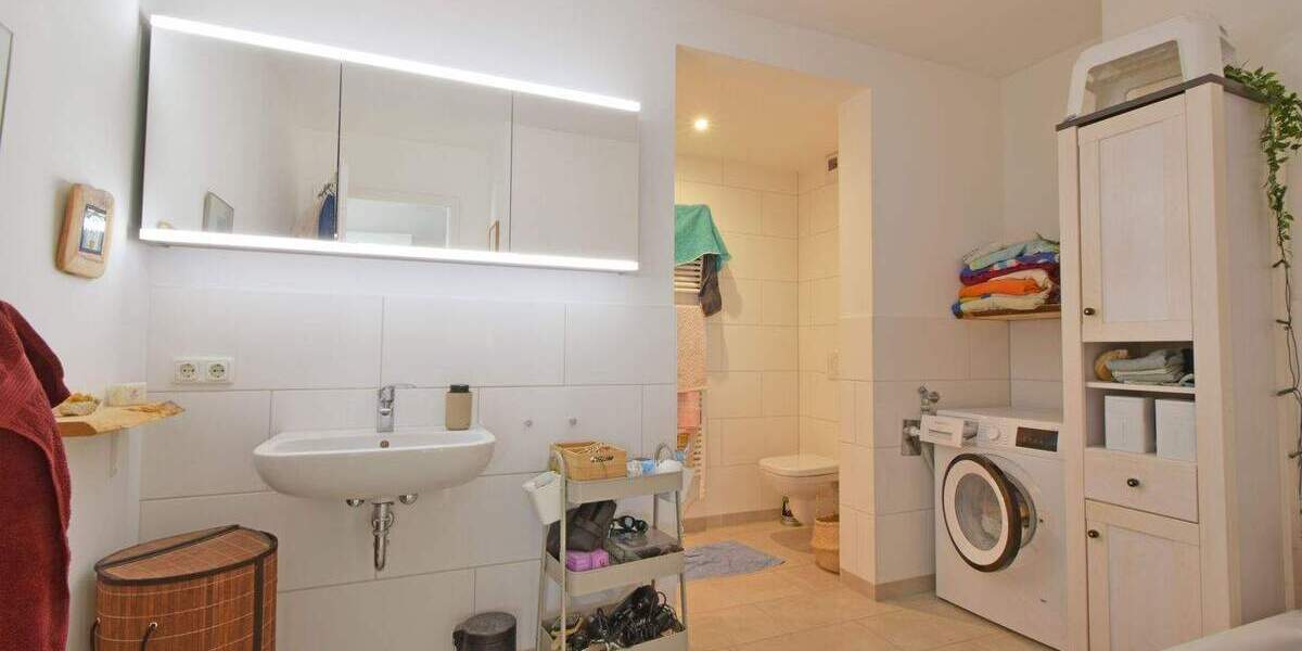 Etagenwohnung Reinbek - 3 Zimmer, 106 m&sup2;, 1.484&euro; | Angebot:25728839