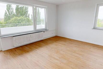 Wohnung Uetersen - 3 Zimmer, 85 m&sup2;, 899&euro; | Angebot:26648979
