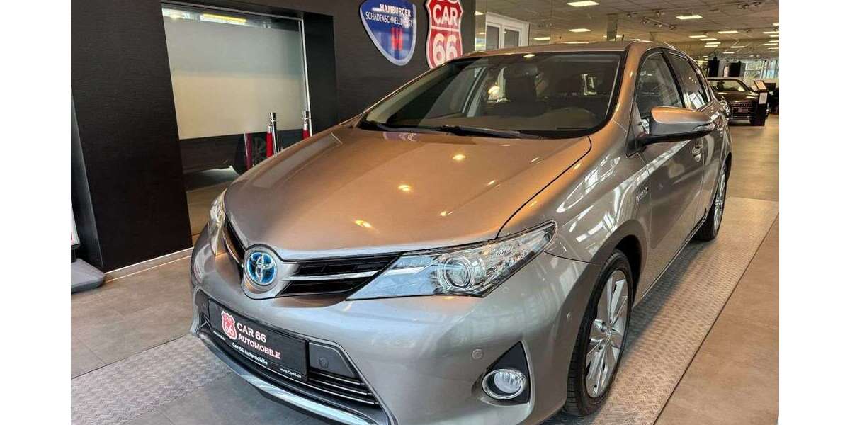 Toyota Auris 97.500 km 12.900 &euro; Hamburg 22547