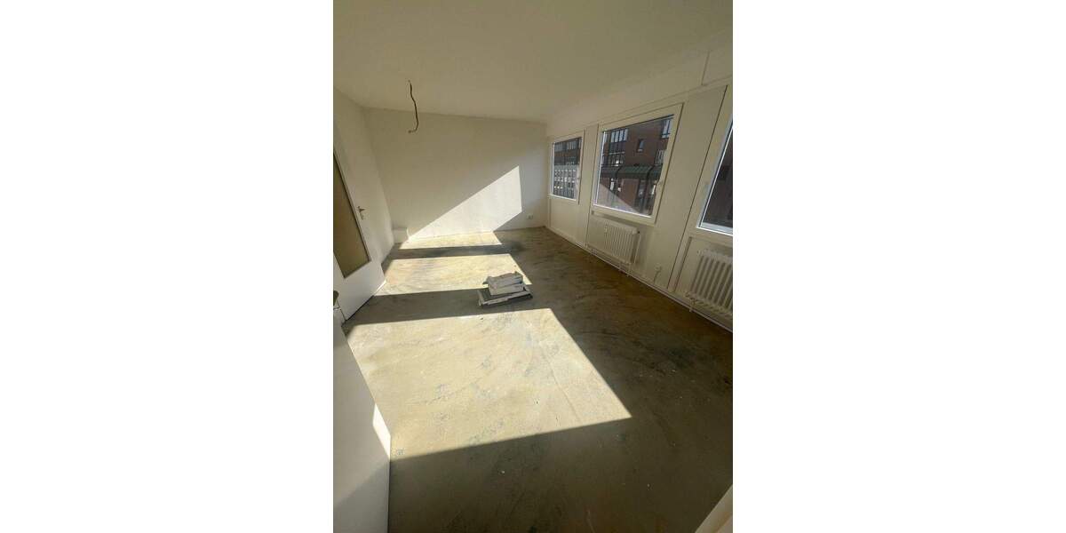 Etagenwohnung Hamburg Rahlstedt - 2 Zimmer, 85 m&sup2;, 1.190&euro; | Angebot:25701405