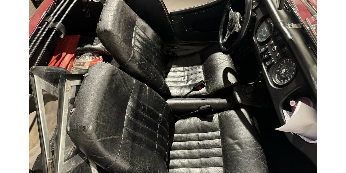 Morgan Plus 8 Früher Achter mit zauberhafter Patina 78.000 km 34.999 &euro; Hamburg 22339