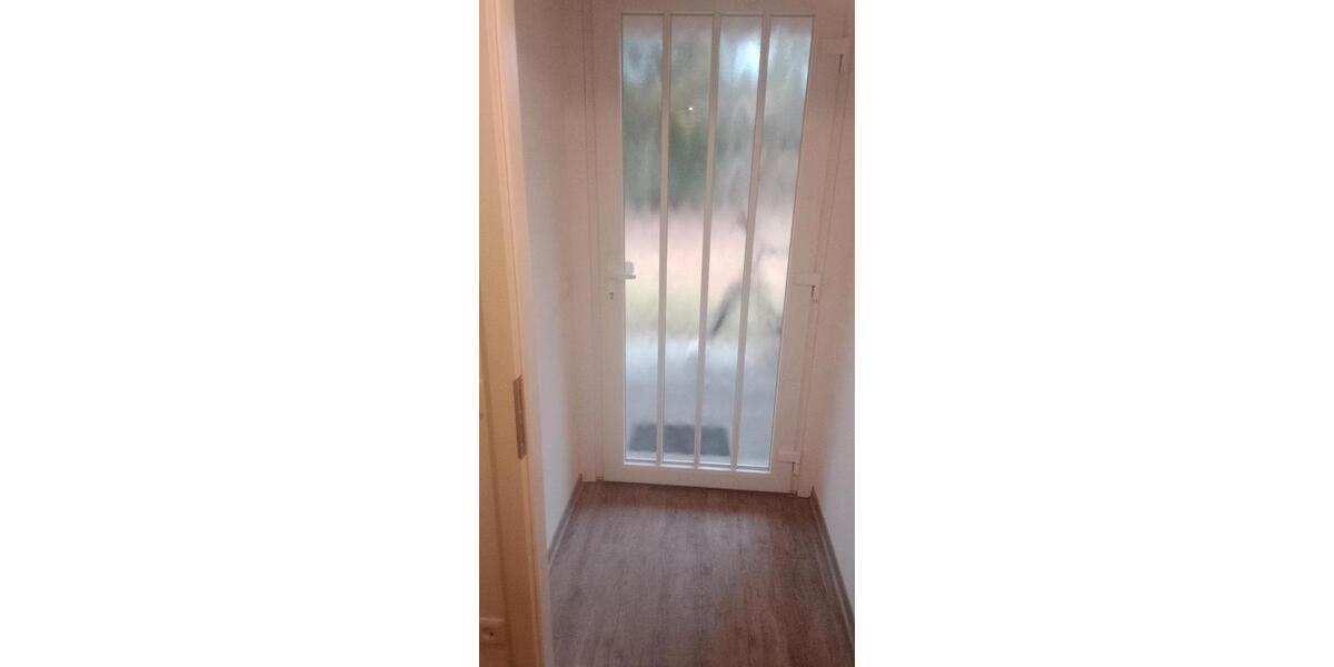 Erdgeschoßwohnung Glinde - 1 Zimmer, 26 m&sup2;, 1.200&euro; | Angebot:25854282