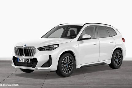 BMW iX1 8.130 km 52.909 &euro; Barsbüttel bei Hamburg 22885
