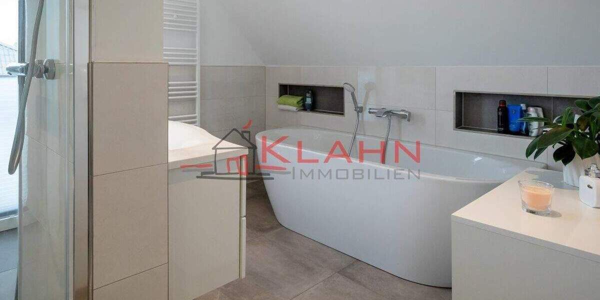 Einfamilienhaus Holm - 6 Zimmer, 164 m&sup2;, 625.000&euro; | Angebot:25795988