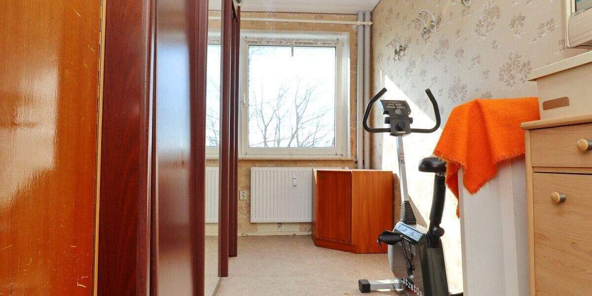 Etagenwohnung Pinneberg - 3 Zimmer, 86 m&sup2;, 249.000&euro; | Angebot:25743550