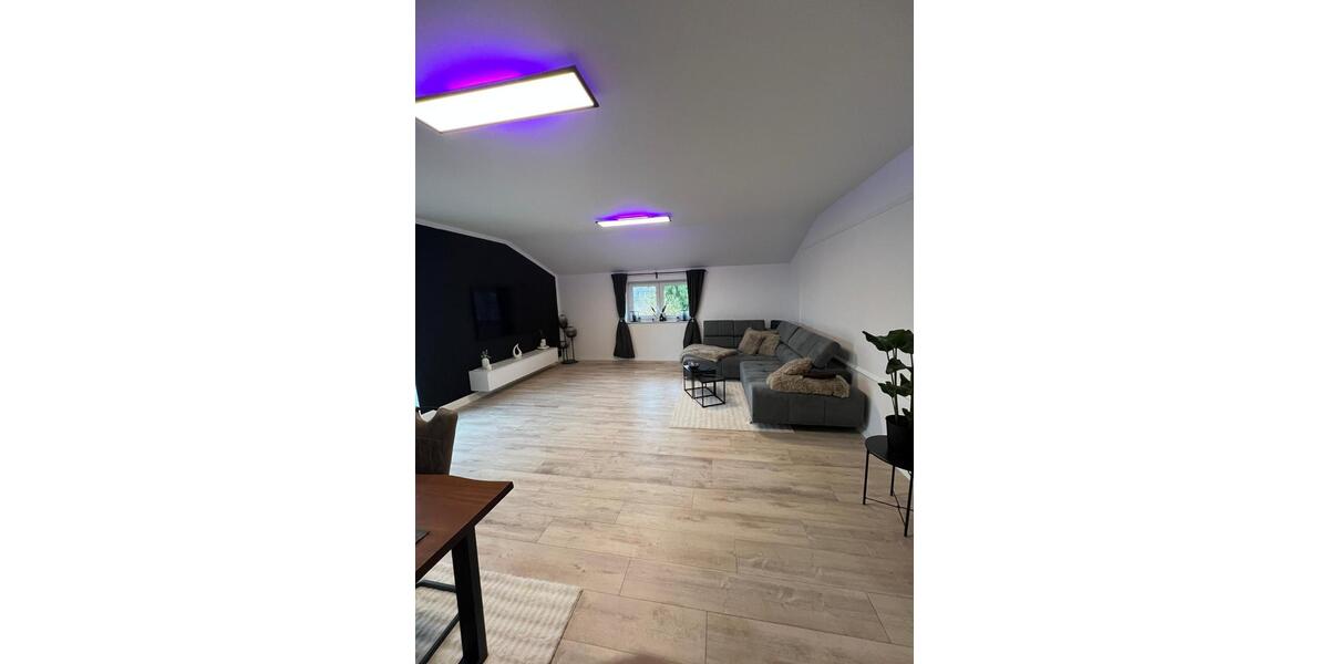 Dachgeschoßwohnung Uetersen - 2 Zimmer, 74 m&sup2;, 950&euro; | Angebot:25782418