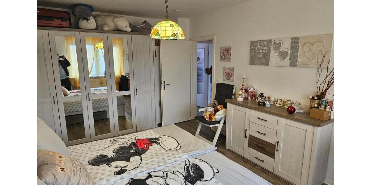 Etagenwohnung Elmshorn - 4 Zimmer, 84 m&sup2;, 990&euro; | Angebot:25902880