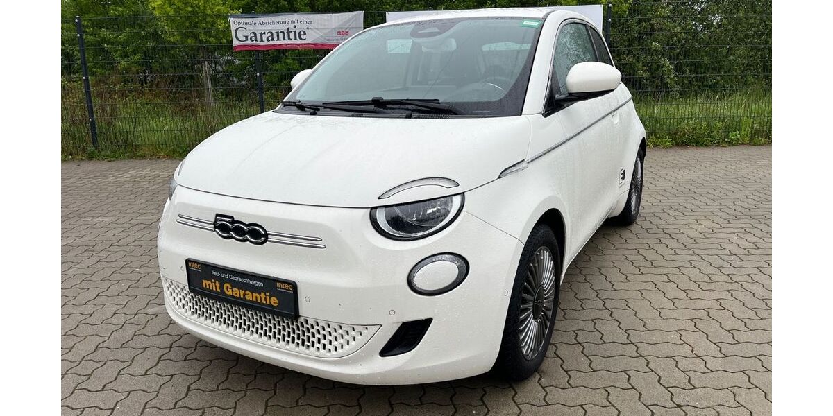 Fiat 500e 22.000 km 17.500 &euro; Ahrensburg 22926