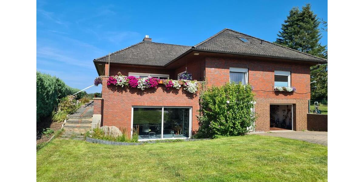 Einfamilienhaus Sülfeld - 10 Zimmer, 298 m&sup2;, 650.000&euro; | Angebot:26024238
