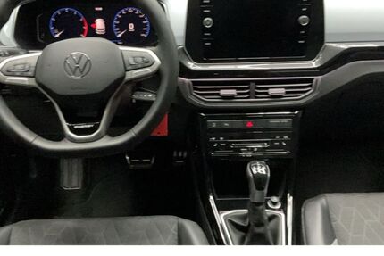 VW T-Cross 6.000 km 28.450 &euro; Kaltenkirchen 24568