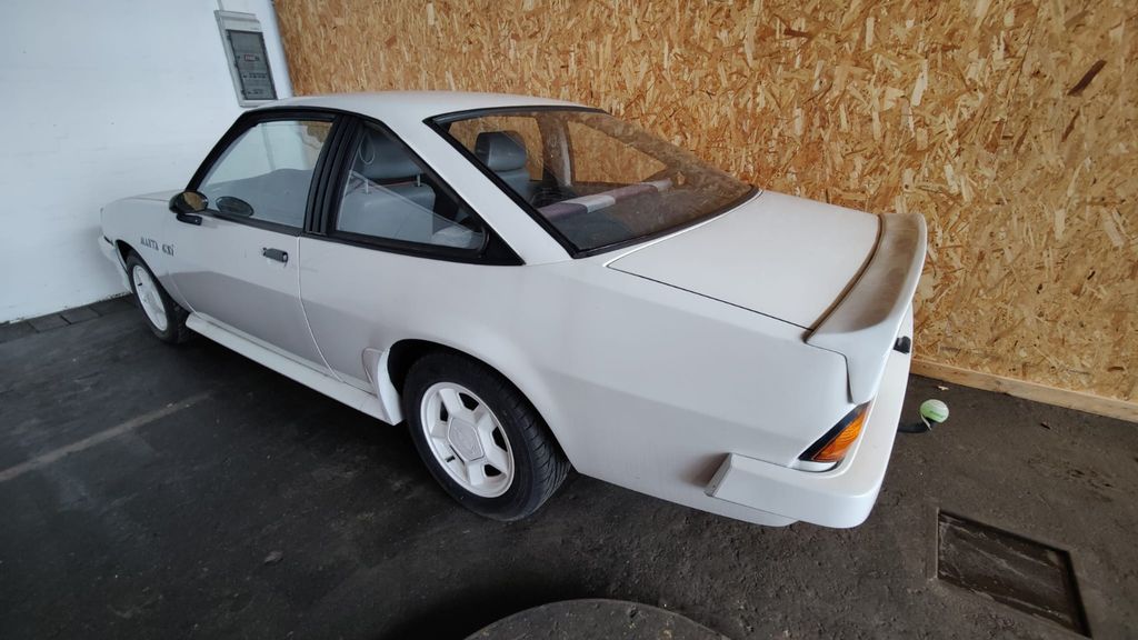 Opel Manta 80.430 km 18.499 &euro; Hamburg 22607