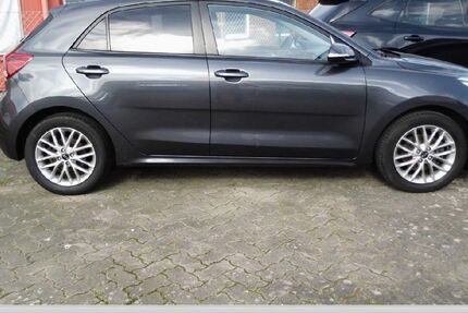 Kia Rio 100.450 km 8.390 &euro; Elmshorn 25337