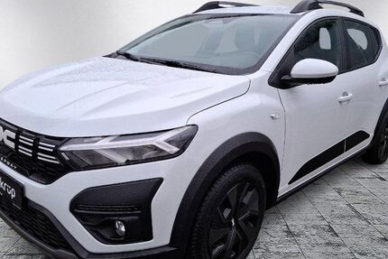 Dacia Sandero 6.800 km 16.444 &euro; Bad Oldesloe 23843