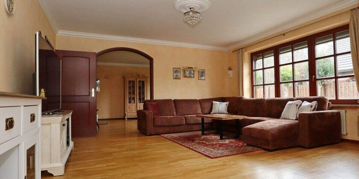 Einfamilienhaus Quickborn - 6 Zimmer, 240 m&sup2;, 869.000&euro; | Angebot:25880082