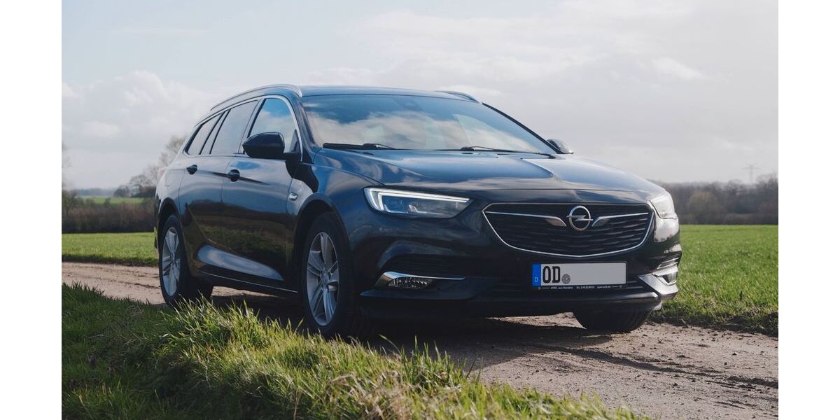Opel Insignia 85.000 km 15.900 &euro; Travenbrück 23843