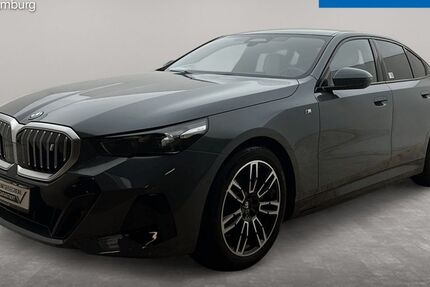 BMW i5 28.317 km 59.534 &euro; Barsbüttel bei Hamburg 22885