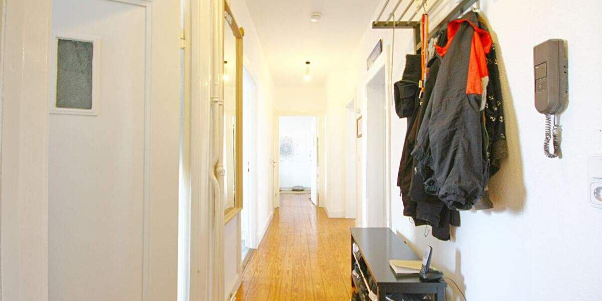 Etagenwohnung Hamburg Harburg - 4 Zimmer, 100 m&sup2;, 1.475&euro; | Angebot:25675972